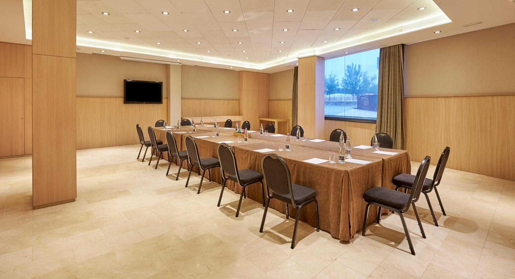 Doubletree By Hilton 4*
