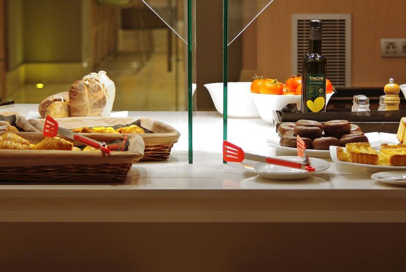 Doubletree By Hilton 4* Girona